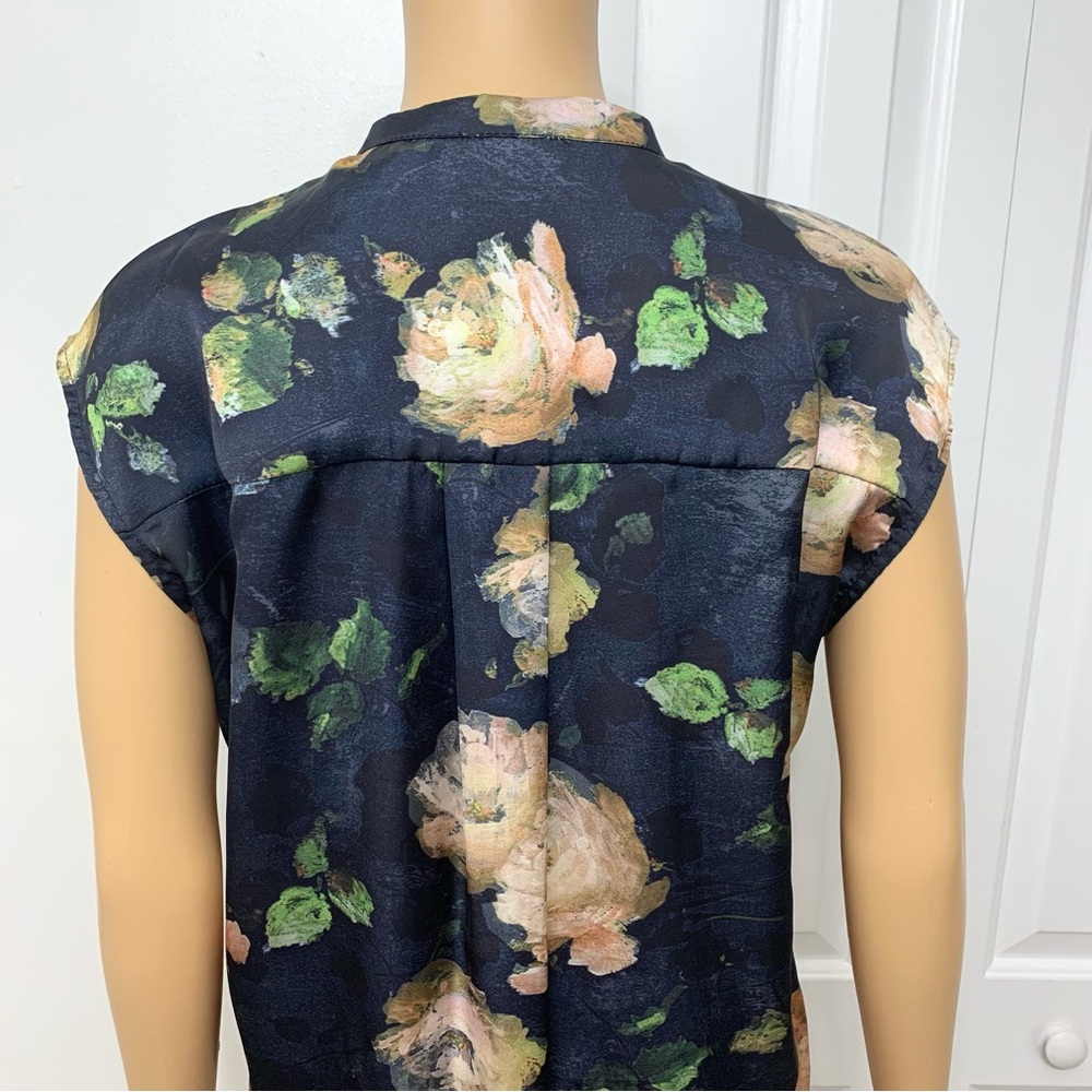 Elie Tahari Painted Rose Silk Shell Top Blouse hidden button up Size XS - Picture 7 of 12